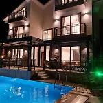 Villa Sayir 2 Premium Villa's