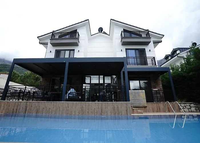 Sayir 2 Premium Villa's * فتحية